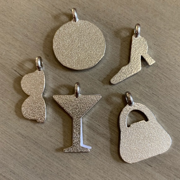 Girly necklace charms for kids or arts and crafts - Picture 3 of 3